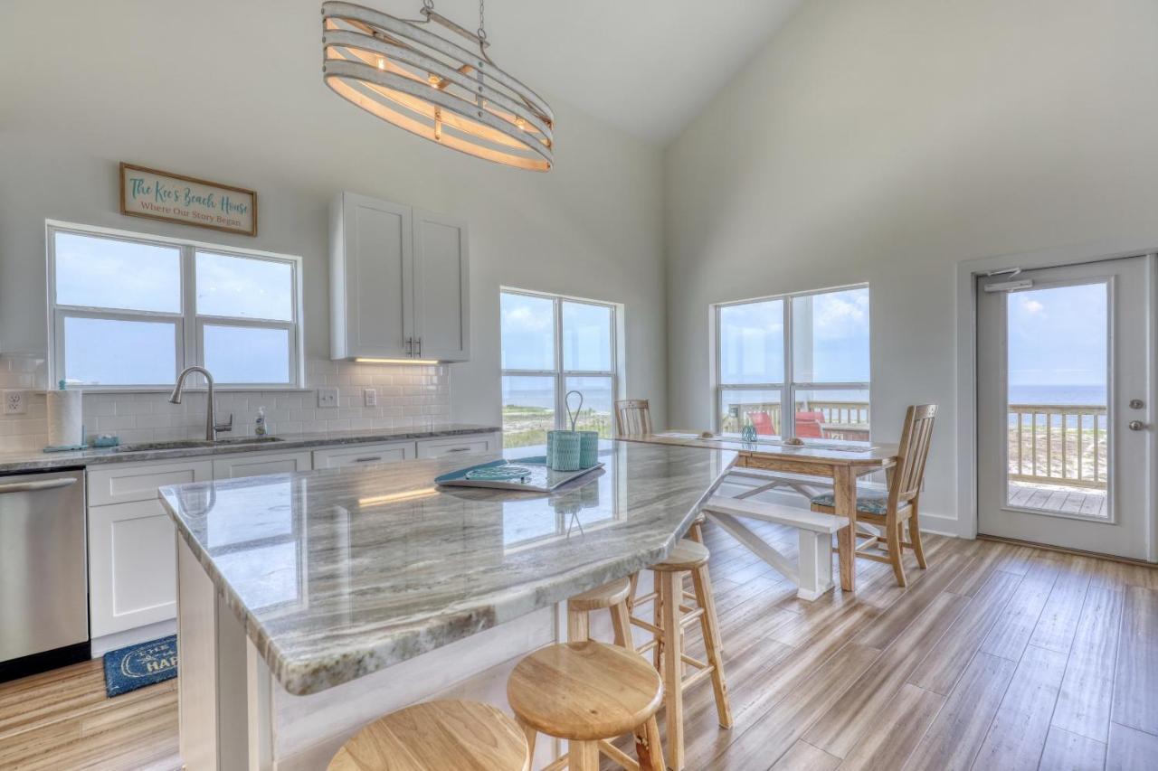 Salty Seahorse - Waterfront! Pet Friendly! Game Room, Pool Table, Beautiful Views - Room For The Whole Family Home Dauphin Island Luaran gambar